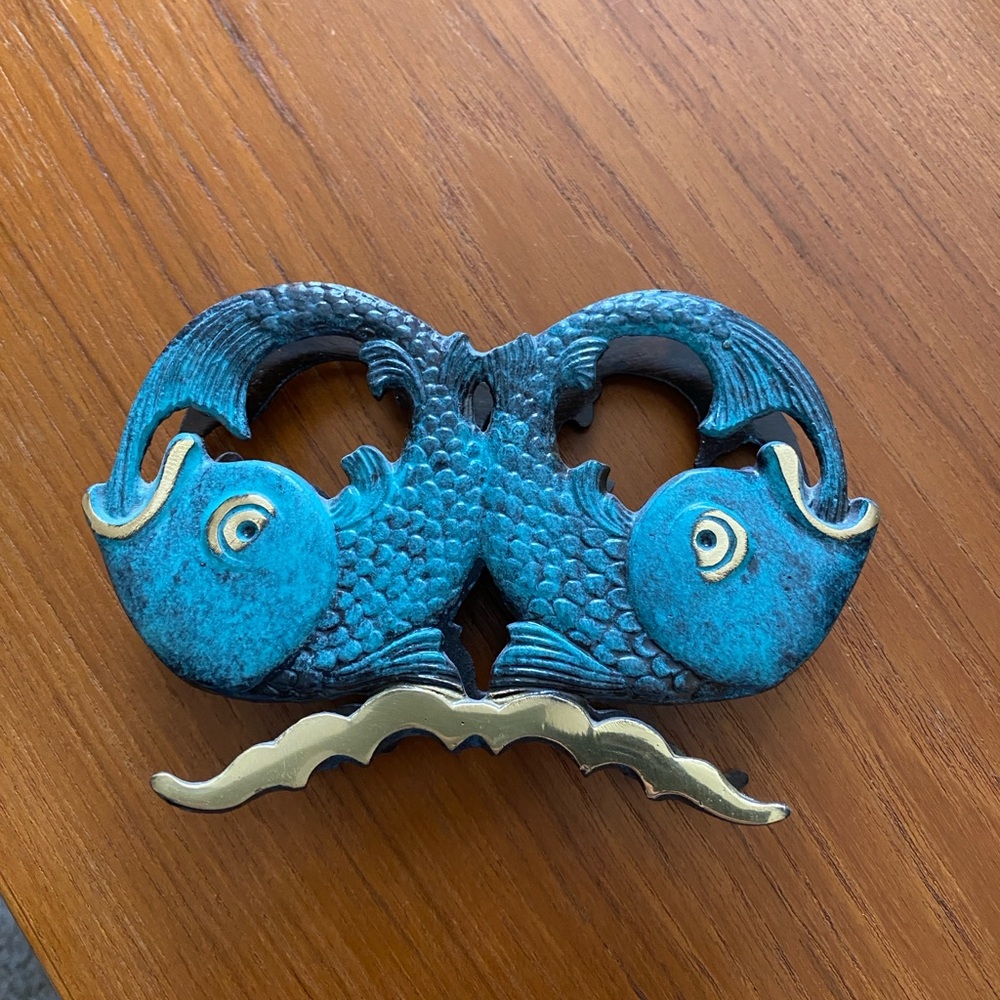 Artistic Blue and Gold Fish Decor